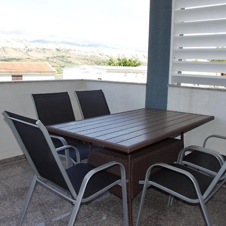Apartments Sv. Jelena 2 Паг Экстерьер фото