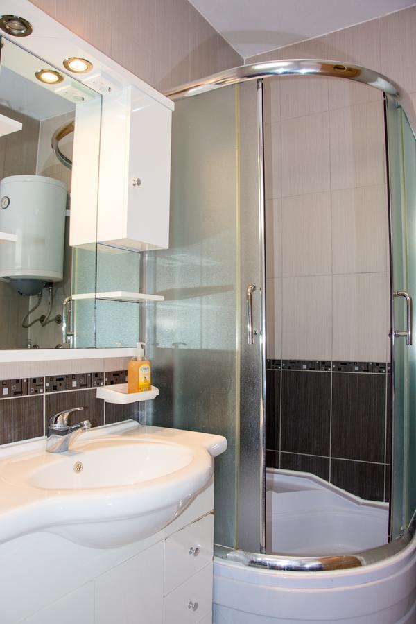 Apartments Sv. Jelena 2 Паг Экстерьер фото