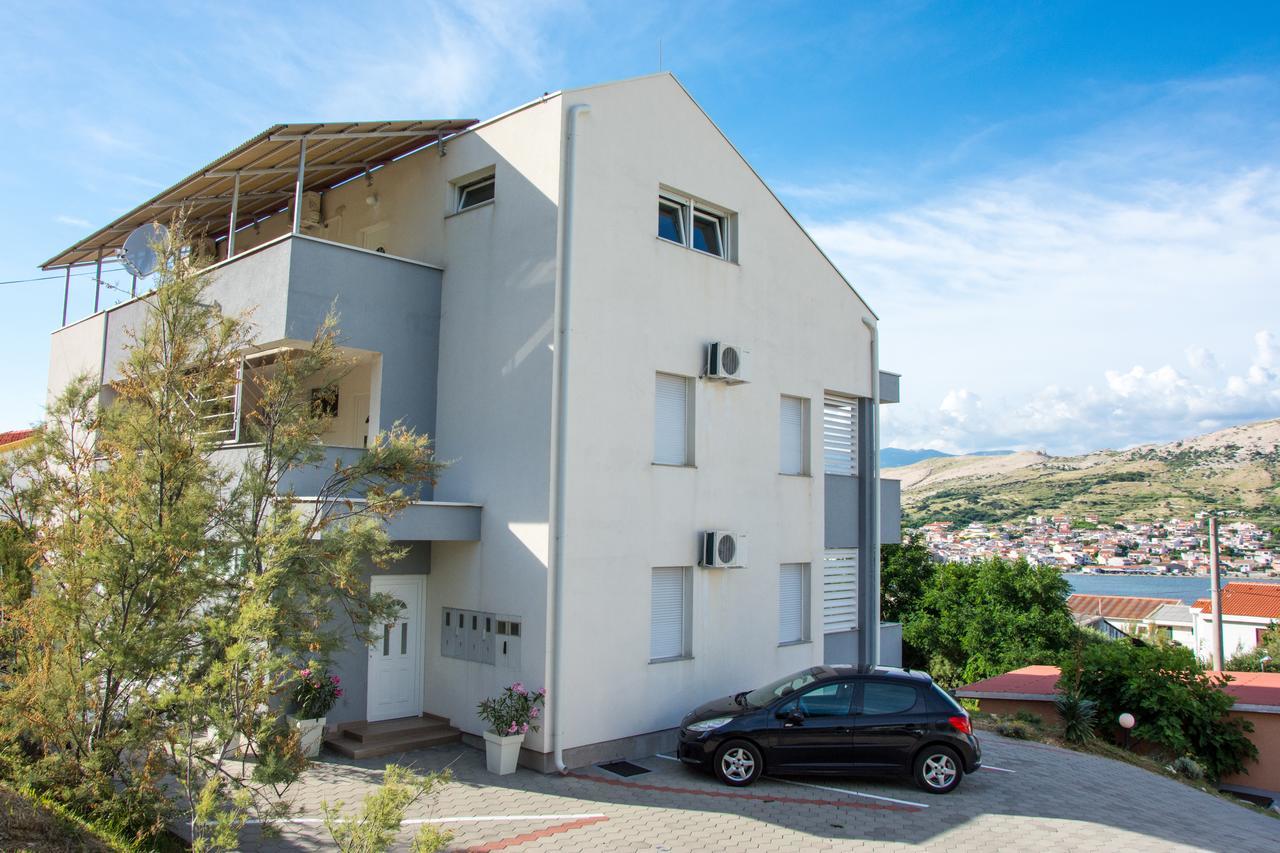 Apartments Sv. Jelena 2 Паг Экстерьер фото