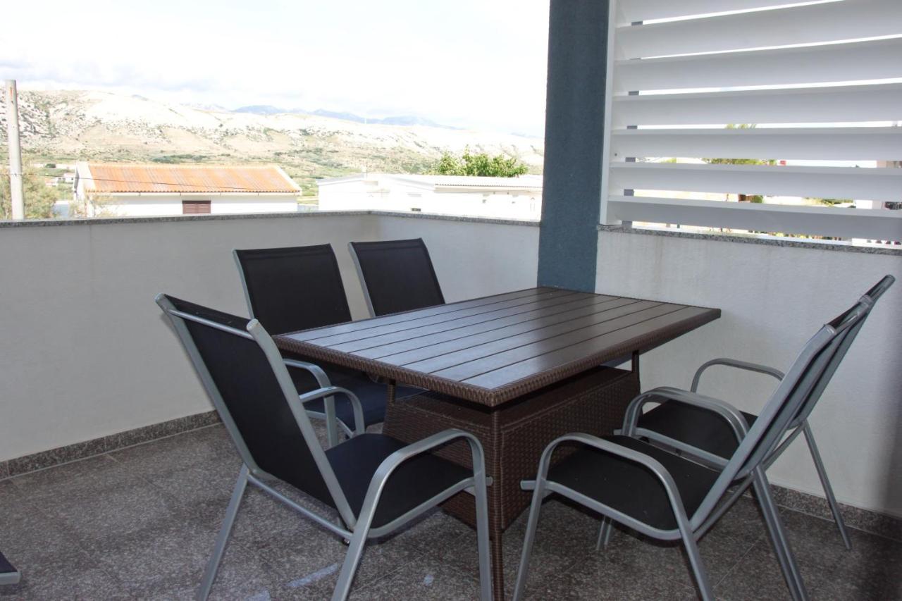 Apartments Sv. Jelena 2 Паг Экстерьер фото